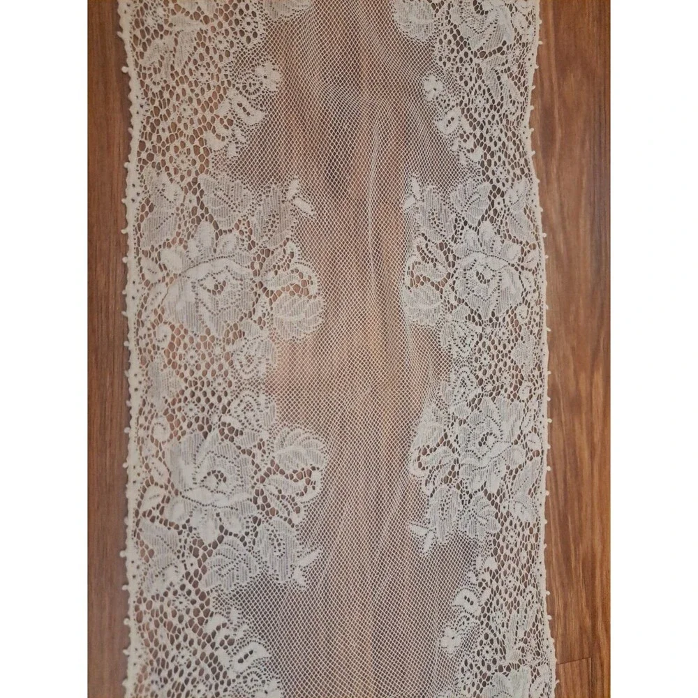 White Lace Mesh Table Runner Dresser Scarf Floral Roses Romance Country 58x12